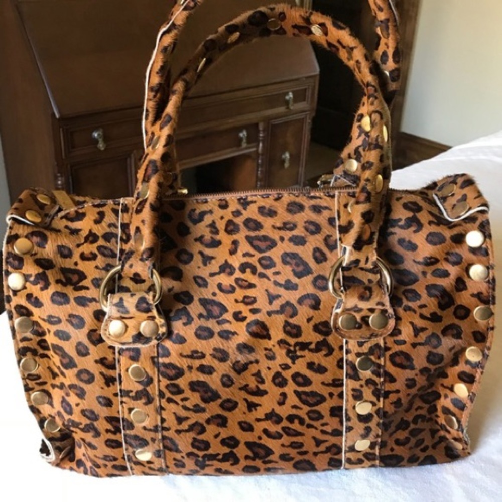 ISO/WTB Looking to buy Hammitt Leopard bags. - Picture 5 of 7